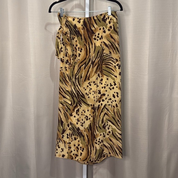 Paul Alexander Silk Wrap Skirt Size 10 Brown Green Tan Animal Print Midi - Picture 3 of 3